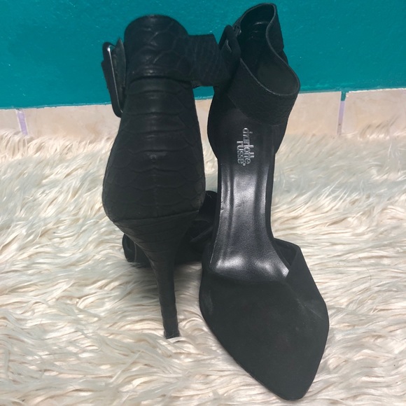 Black Heels from Charlotte Russe - Picture 2 of 3